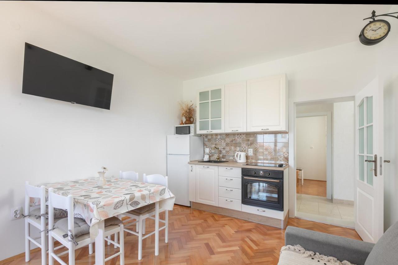 פודגורה Apartman Ana Boric מראה חיצוני תמונה